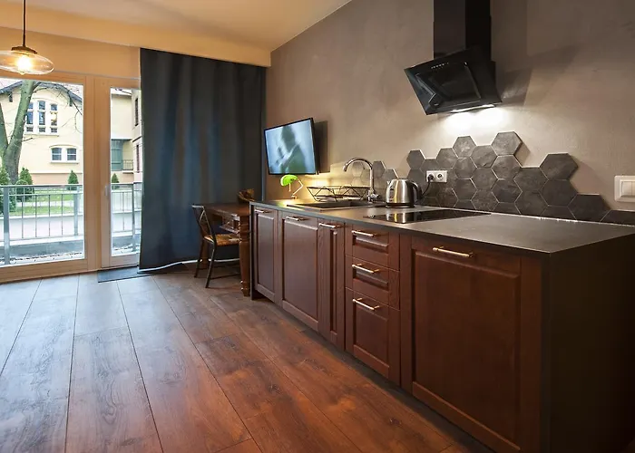 Very Berry - Orzeszkowej 10 - Mtp Apartment, Parking, Balcony, Check In 24h Διαμέρισμα *